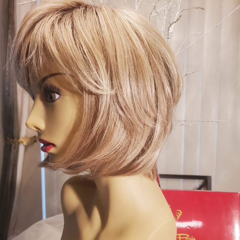 🌷RENEE OF PARIS "CAMERON" CREAMY TOFFEE AVERAGE CAP - Picture 2 of 11